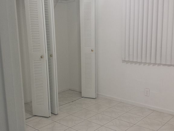 4th image of 10044 Twin Lakes Dr #37