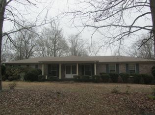 205 Maple Dr, Florence, AL 35634