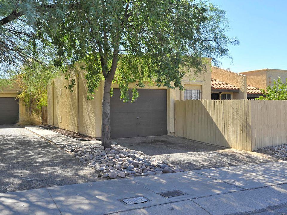 1st image of 4521 W Pyracantha Dr