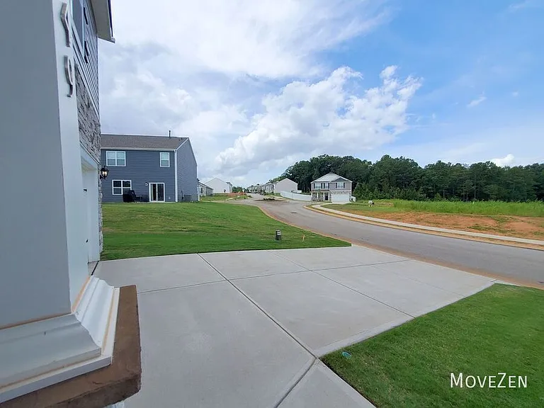 349 Silicon Dr — Photo 17