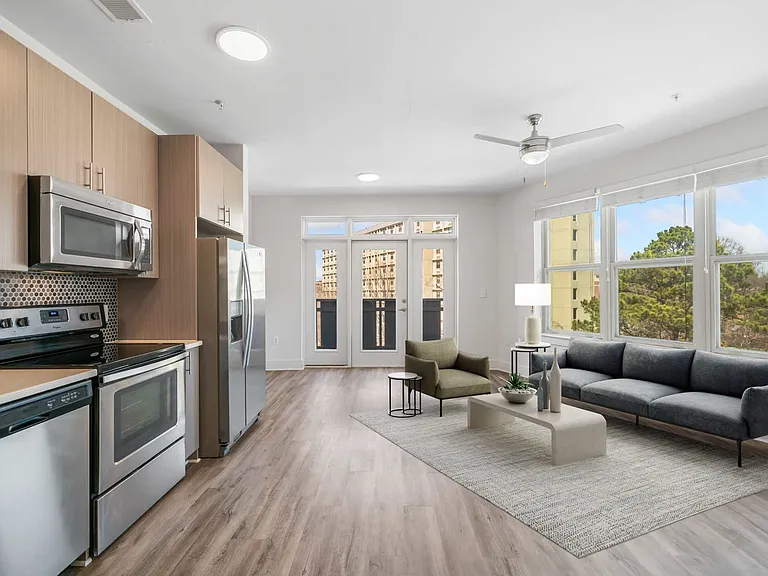 Arlo Decatur Apartments — Photo 18