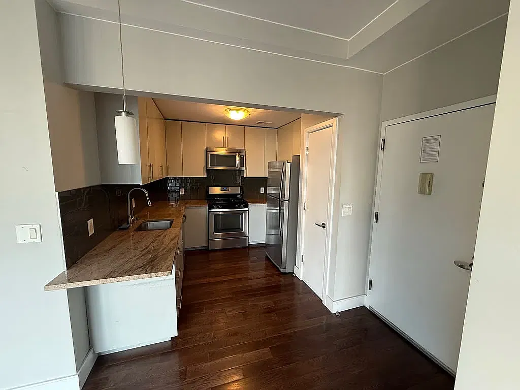 456 Grand Street — Photo 1