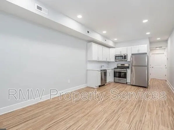 2031 S 19th St #2, Philadelphia, PA 19145