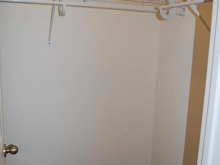 40 Autumn Ln — Photo 21