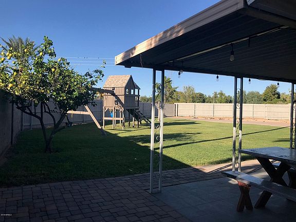 5th image of 1342 E Enrose Cir