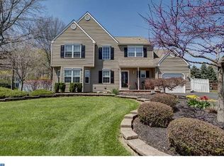 9 Joan Trl, Langhorne, PA 19047