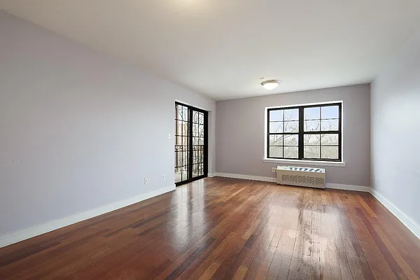 Sold by Real Direct | media 11