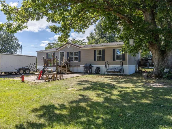 14240 Harvey Dr, Dixon, MO 65459