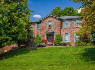 7132 Walnutwood Dr, West Chester, OH 45241
