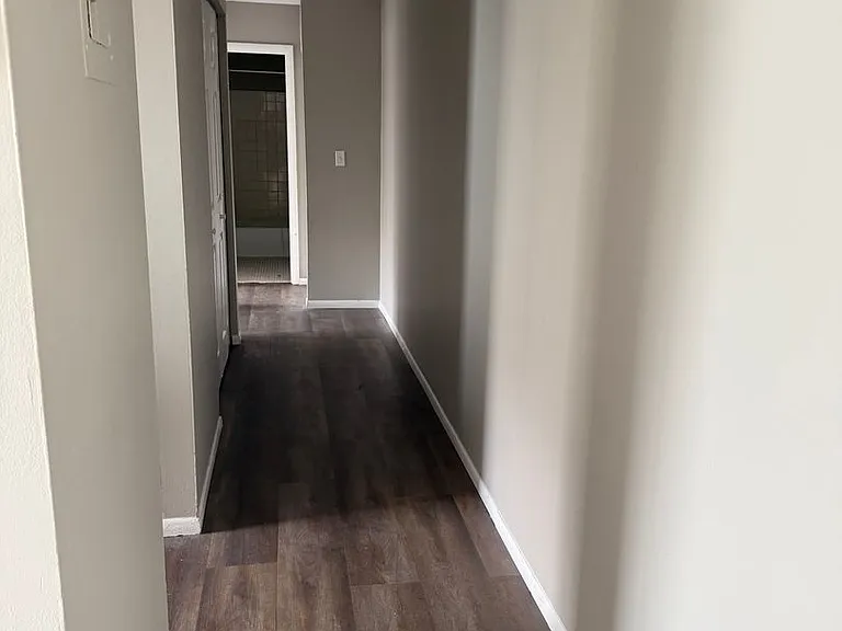 1053 County Road D E — Photo 20