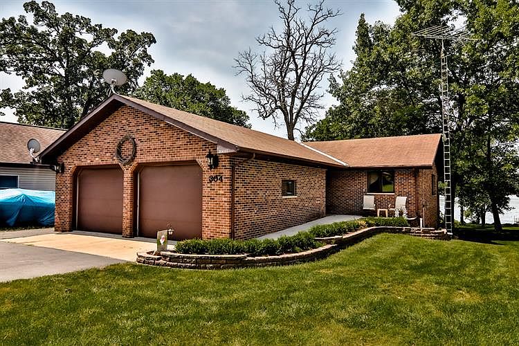 1st image of 304 Candlewick Dr SE