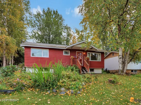 2050 Waldron Dr, Anchorage, AK 99507