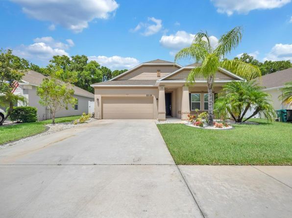 5335 NW Wisk Fern Cir