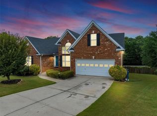 186 April Ridge Ln, Lawrenceville, GA 30045
