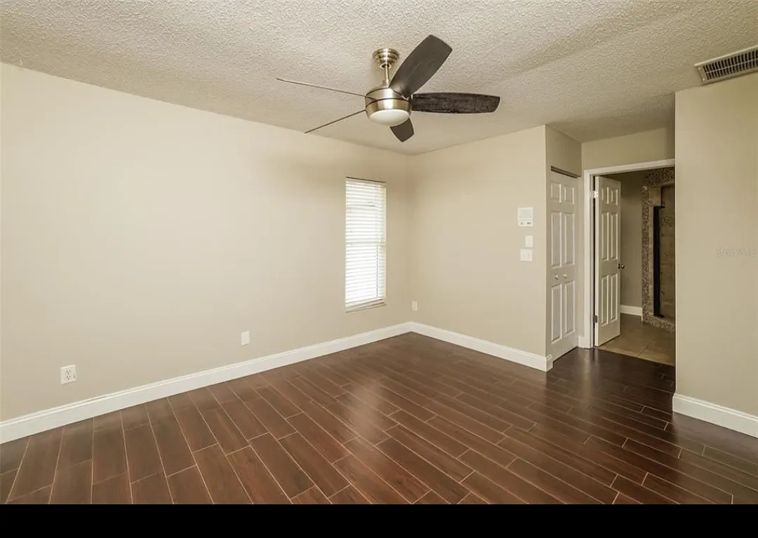 2 bed, 1225 sqft, $2,600 — Photo 2