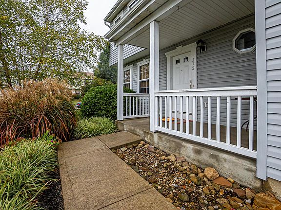 2nd image of 272 Bexhill Dr