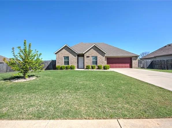 507 W Stoney Point Rd, Rogers, AR 72758