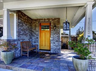 1583 Gilham Rd, Eugene, OR 97401