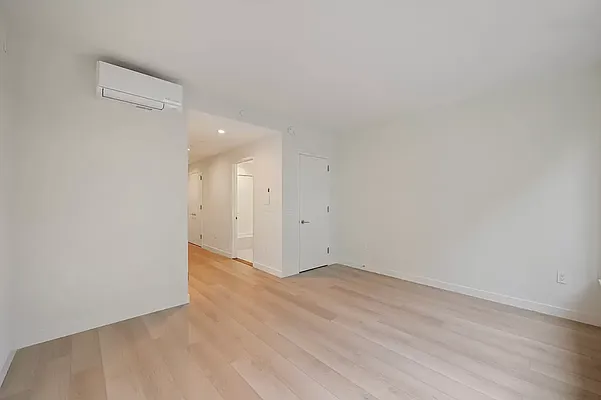 Rented by Living New York | media 5