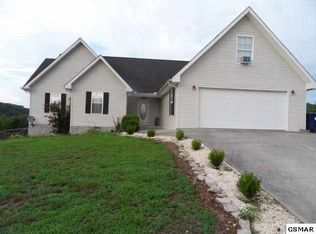 764 Harvest Meadows Dr, Kodak, TN 37764