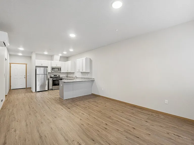 Ridgeline Apartments — Photo 23