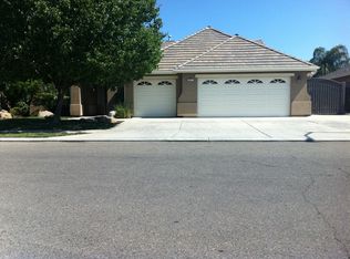 2917 Browning Ave, Clovis, CA 93611