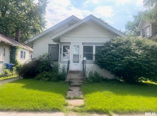 926 29th St, Moline, IL 61265