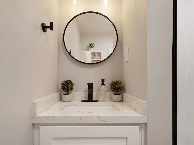 Shepherd Dr — Photo 17