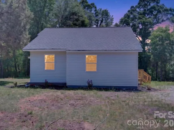 200 Eufola Rd, Statesville, NC 28677