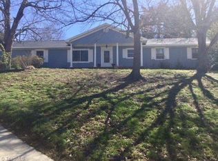 104 Cloverbrook Ct, Jamestown, NC 27282