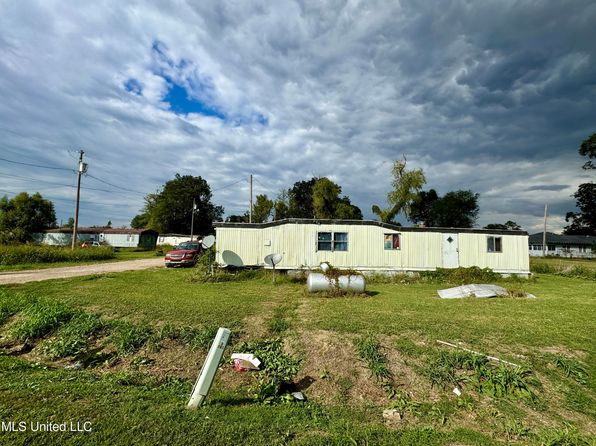 202 Melton Rd, Beulah, MS 38726