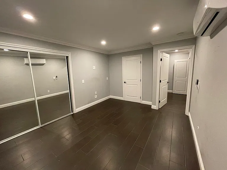 1024 Cabrillo Park Dr #D — Photo 3