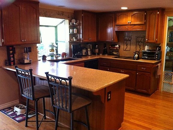 2nd image of 501 Walter Ave