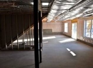 5 S Hills Dr, Bedford, NH 03110