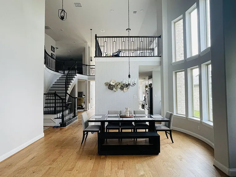 305 Cypress Hill Dr — Photo 6