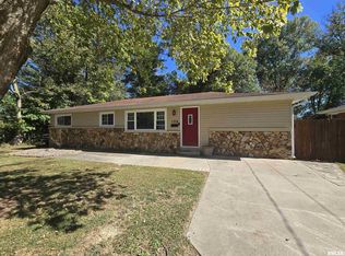 1524 Paula Dr, Mount Vernon, IL 62864