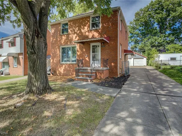 9725 S Highland Ave, Garfield Heights, OH 44125