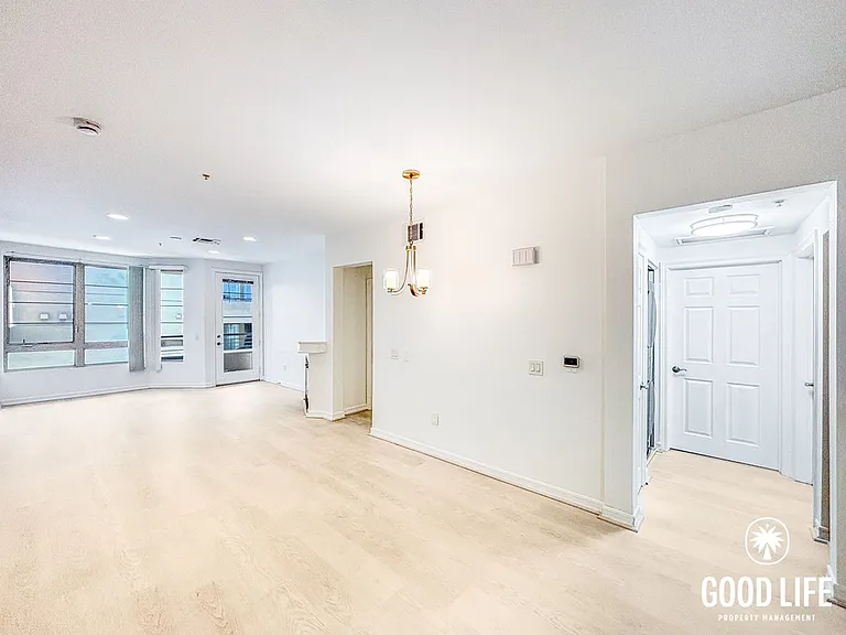 1465 C St #3414 — Photo 5