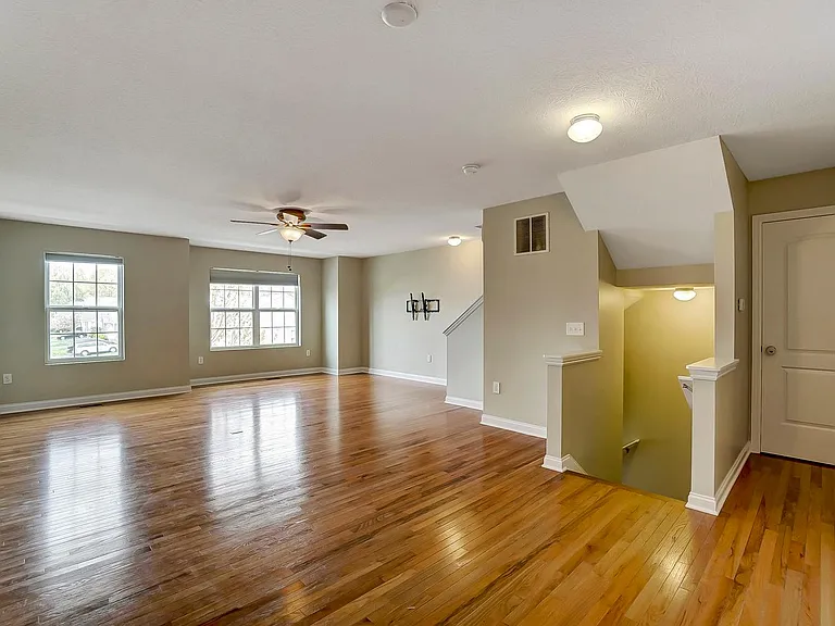 5608 Pittsford Dr — Photo 5