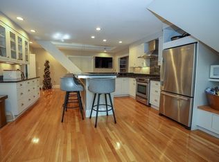 42-44 Griggs Ter UNIT 3, Brookline, MA 02446