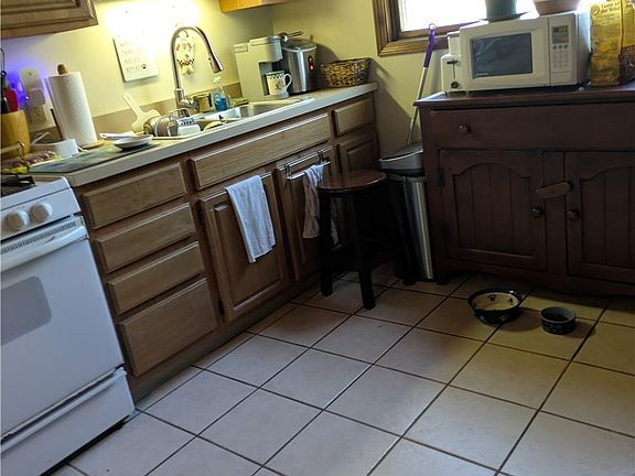3rd image of 175 Indian Church Rd