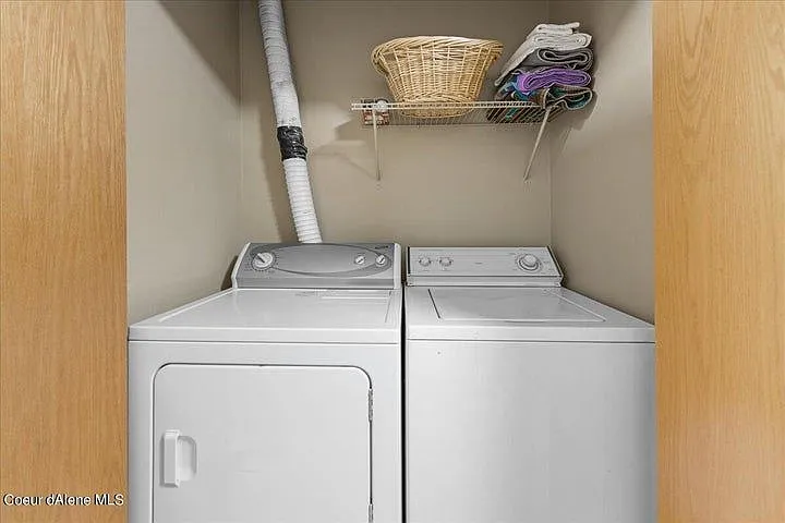 950 W Cameron Ave #104 — Photo 4