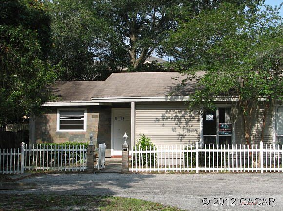 2nd image of 1428 SW 42nd St