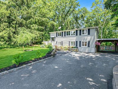 347 Old Town Road, East Setauket, NY, 11733