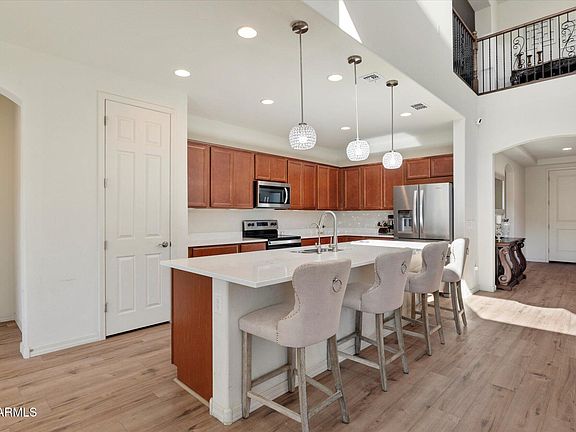 5th image of 2334 S 245TH Drive