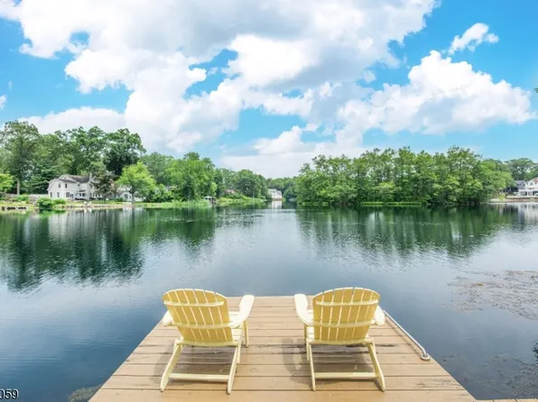 18 Mosswood Trl, Denville Twp., NJ 07834