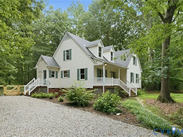 1902 Soldiers Ln, Crozier, VA 23039