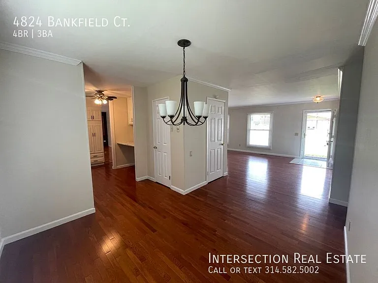 4824 Bankfield Ct — Photo 9
