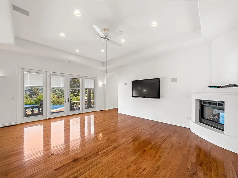 3377 Calle Margarita — Photo 11