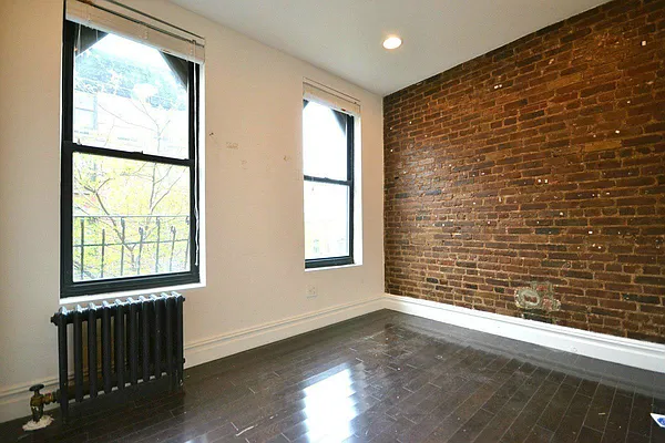 Rented by Keller Williams NYC | media 19